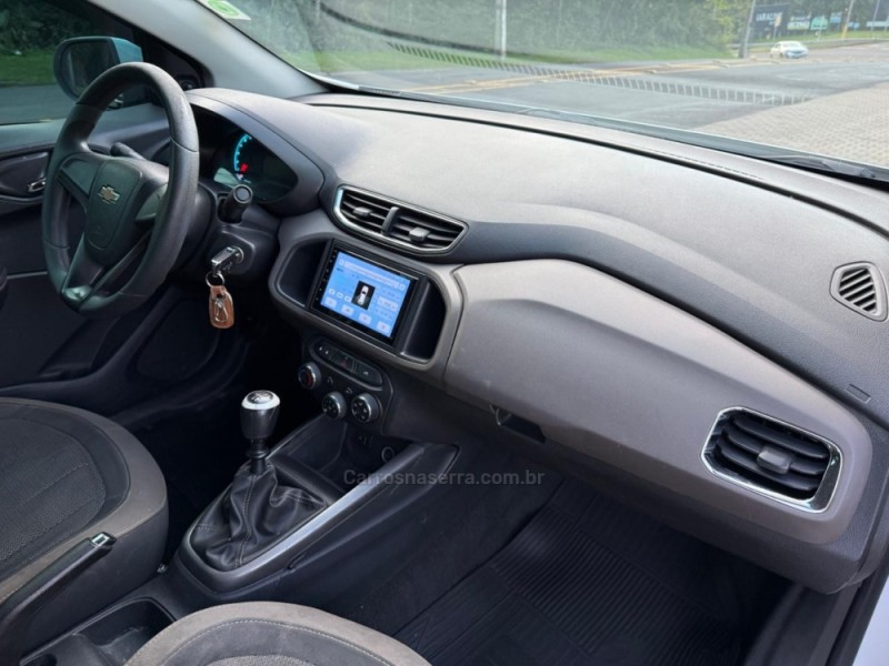PRISMA 1.0 MPFI LT 8V FLEX 4P MANUAL - 2014 - IVOTI