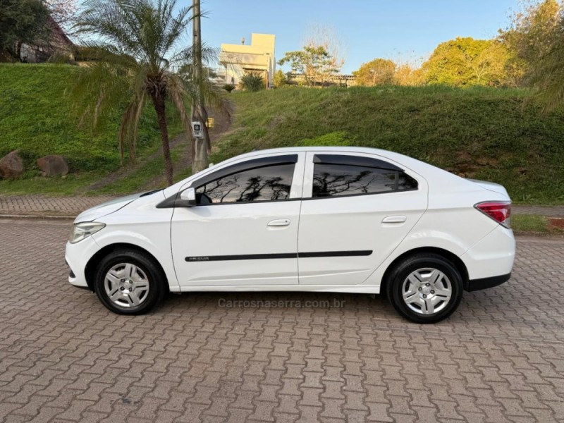 PRISMA 1.0 MPFI LT 8V FLEX 4P MANUAL - 2014 - IVOTI
