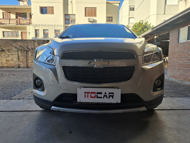 TRACKER 1.8 MPFI LTZ 4X2 16V FLEX 4P AUTOMÁTICO - 2015 - GARIBALDI