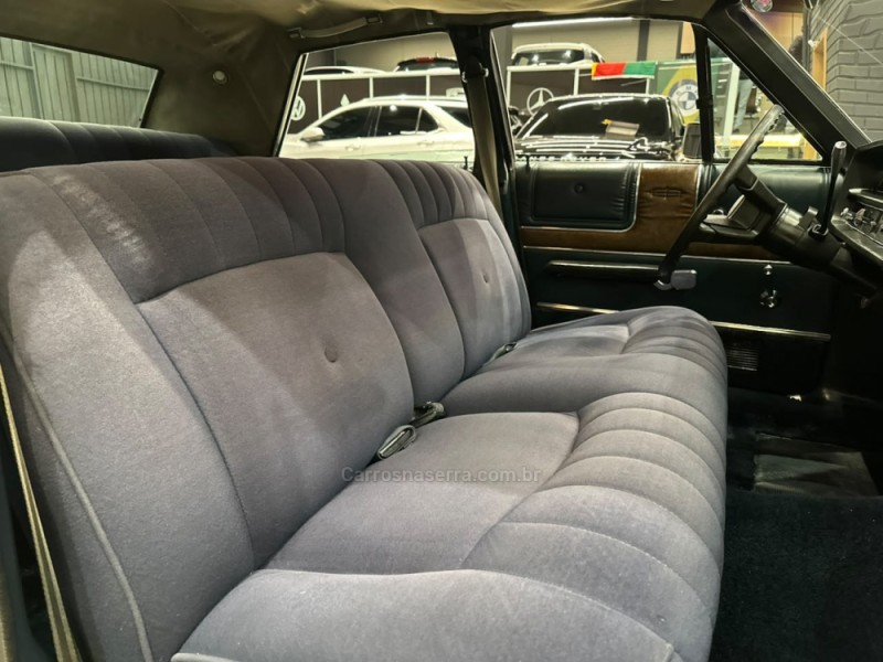 GALAXIE LANDAU GASOLINA 4P AUTOMÁTICO - 1982 - CAXIAS DO SUL