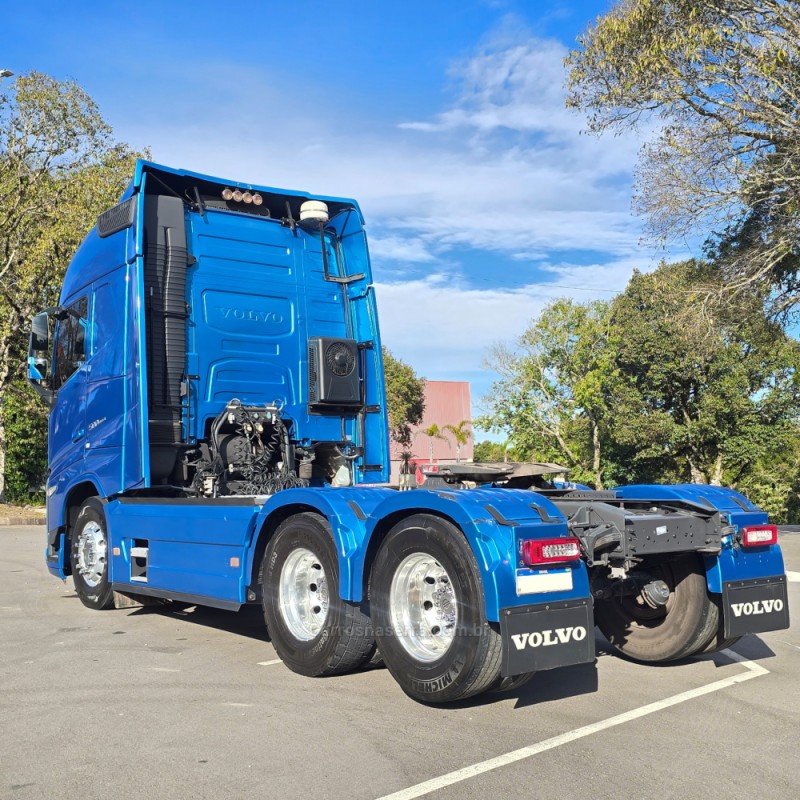FH 500 GLOBETROTTER 6X2 - 2024 - BENTO GONçALVES
