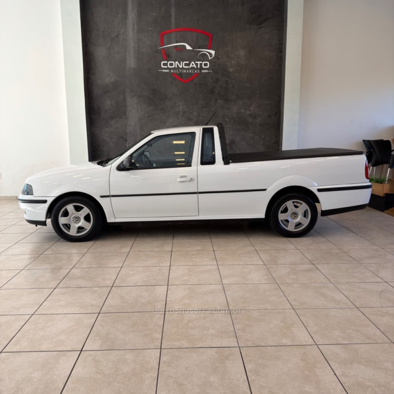 SAVEIRO 2.0 MI CS 8V GASOLINA 2P MANUAL G.III - 2001 - FARROUPILHA
