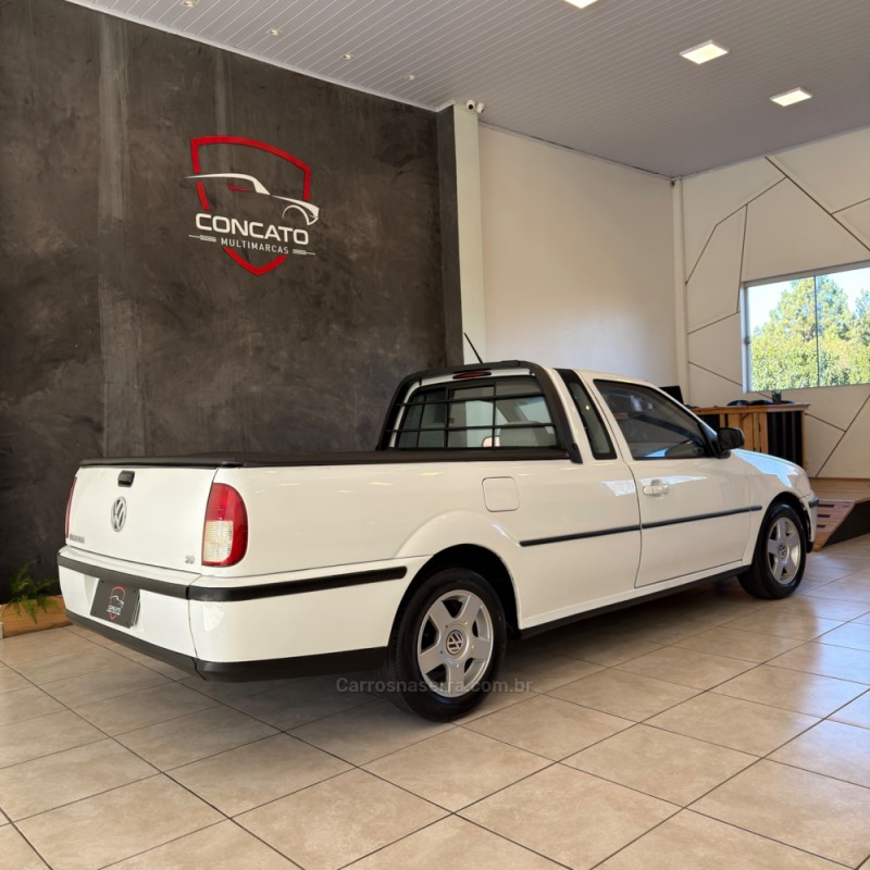 SAVEIRO 2.0 MI CS 8V GASOLINA 2P MANUAL G.III - 2001 - FARROUPILHA