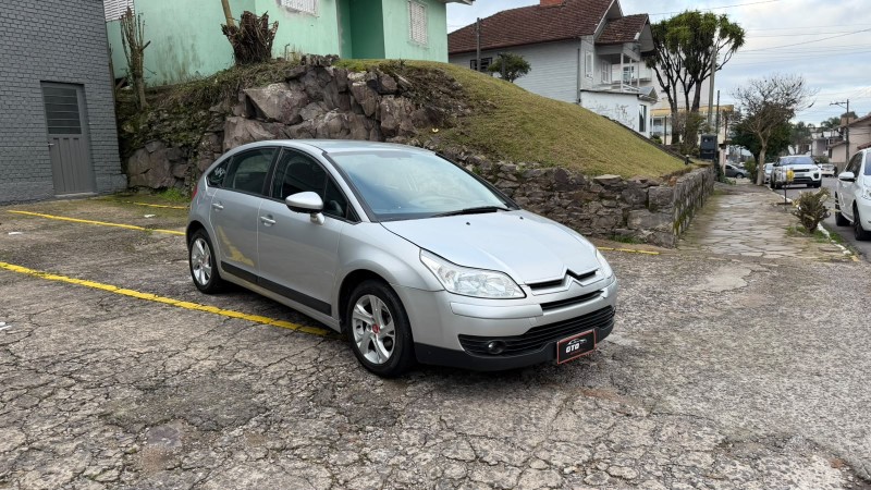 C4 1.6 GLX 16V FLEX 4P MANUAL - 2011 - FARROUPILHA