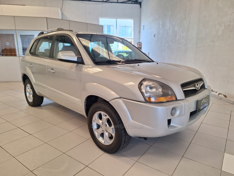 tucson 2.0 mpfi gls 16v 143cv 2wd flex 4p automatico 2014 novo hamburgo