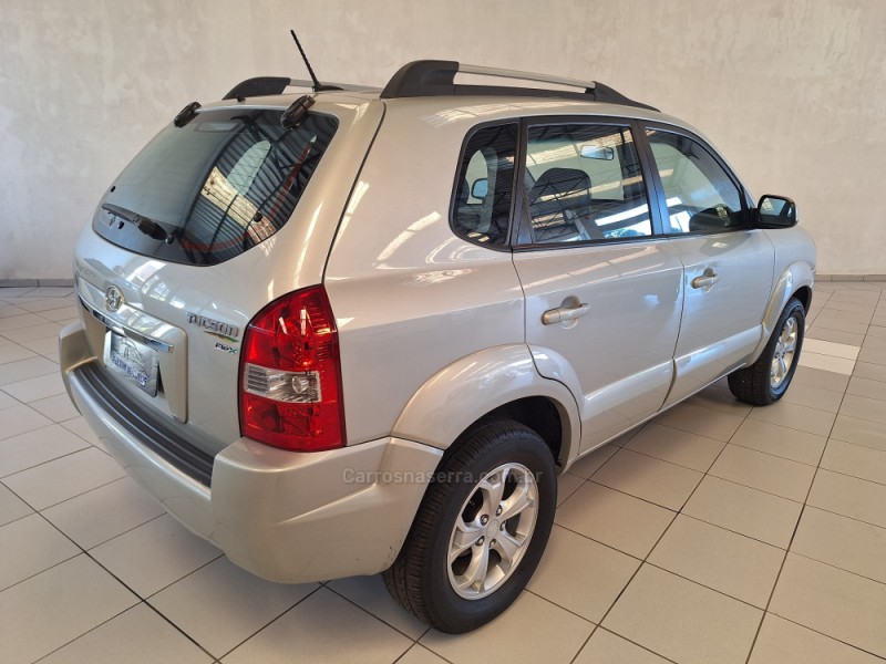TUCSON 2.0 MPFI GLS 16V 143CV 2WD FLEX 4P AUTOMÁTICO - 2014 - NOVO HAMBURGO