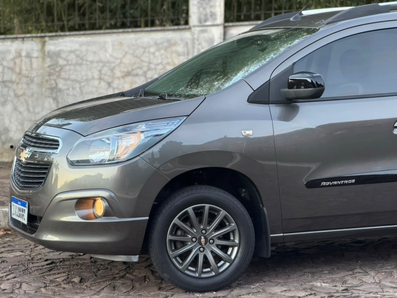SPIN 1.8 LT 8V FLEX 4P AUTOMÁTICO - 2014 - DOIS IRMãOS