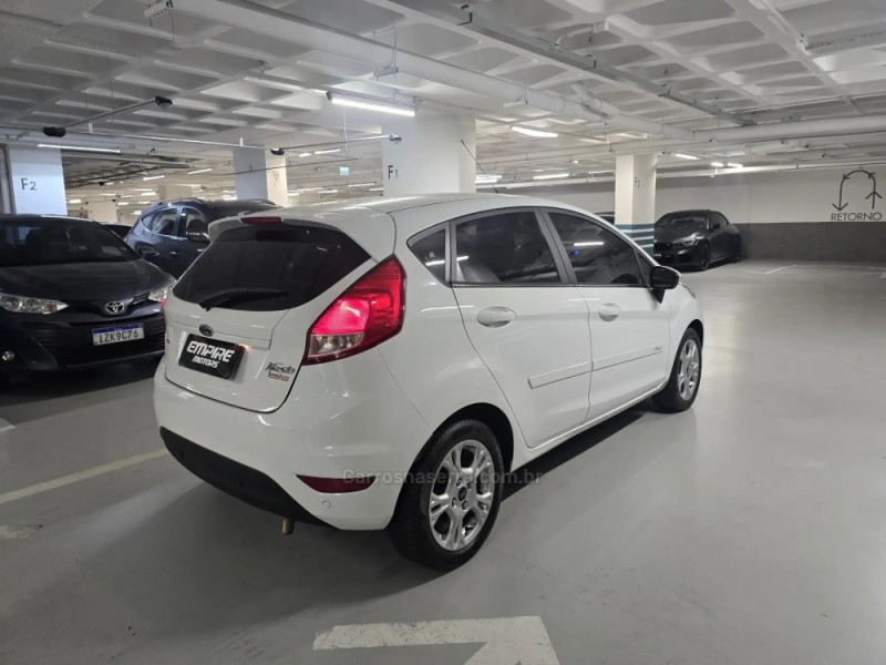 FIESTA 1.6 SEL HATCH 16V FLEX 4P AUTOMÁTICO - 2017 - PORTO ALEGRE