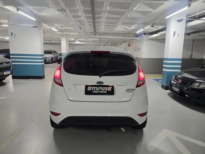 FIESTA 1.6 SEL HATCH 16V FLEX 4P AUTOMÁTICO - 2017 - PORTO ALEGRE