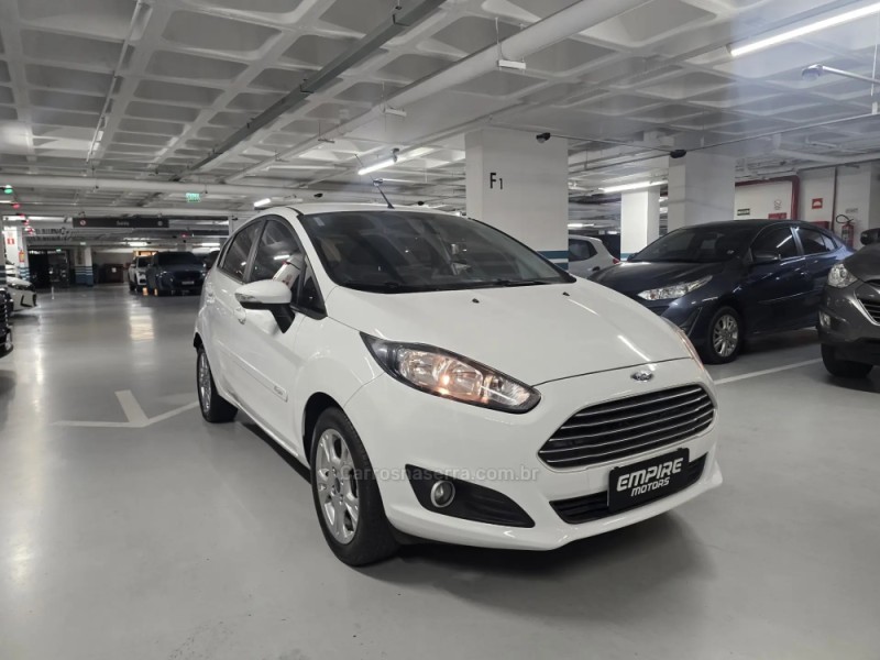 FIESTA 1.6 SEL HATCH 16V FLEX 4P AUTOMÁTICO - 2017 - PORTO ALEGRE