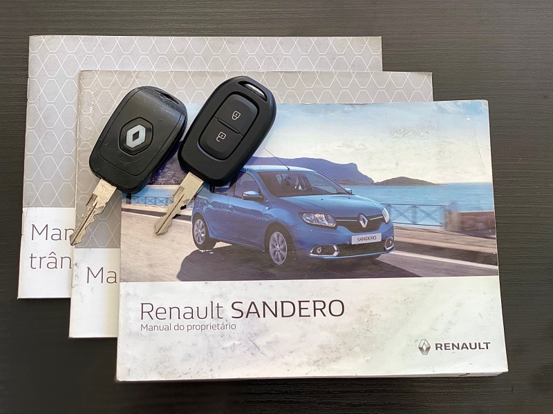 SANDERO 1.0 EXPRESSION 16V FLEX 4P MANUAL - 2017 - CAXIAS DO SUL
