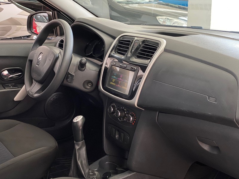 SANDERO 1.0 EXPRESSION 16V FLEX 4P MANUAL - 2017 - CAXIAS DO SUL