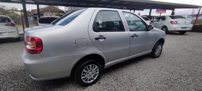 SIENA 1.0 MPI FIRE CELEBRATION 8V FLEX 4P MANUAL - 2008 - FARROUPILHA