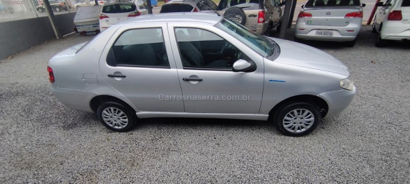 SIENA 1.0 MPI FIRE CELEBRATION 8V FLEX 4P MANUAL - 2008 - FARROUPILHA