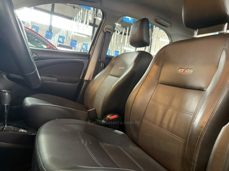 ETIOS 1.5 PLATINUM SEDAN 16V FLEX 4P AUTOMÁTICO - 2018 - NOVO HAMBURGO