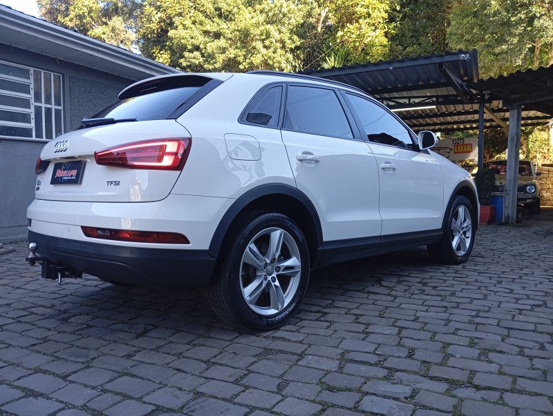 Q3 1.4 TFSI AMBIENTE FLEX 4P S TRONIC - 2016 - CAXIAS DO SUL