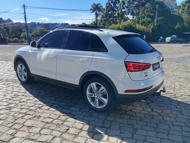 Q3 1.4 TFSI AMBIENTE FLEX 4P S TRONIC - 2016 - CAXIAS DO SUL