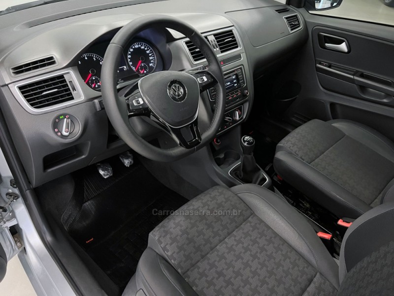 FOX 1.6 COMFORTLINE 8V FLEX 4P MANUAL - 2016 - FLORES DA CUNHA
