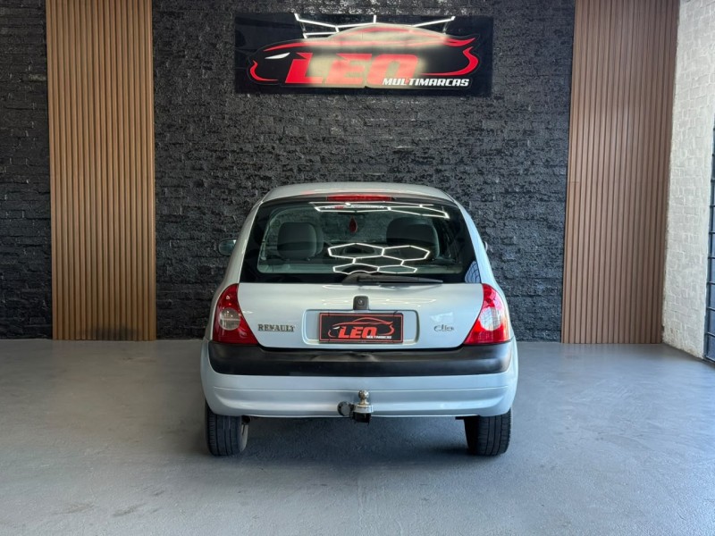 CLIO 1.6 EXPRESSION 16V FLEX 4P MANUAL - 2005 - CAXIAS DO SUL