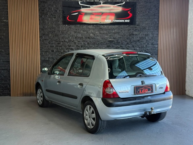 CLIO 1.6 EXPRESSION 16V FLEX 4P MANUAL - 2005 - CAXIAS DO SUL