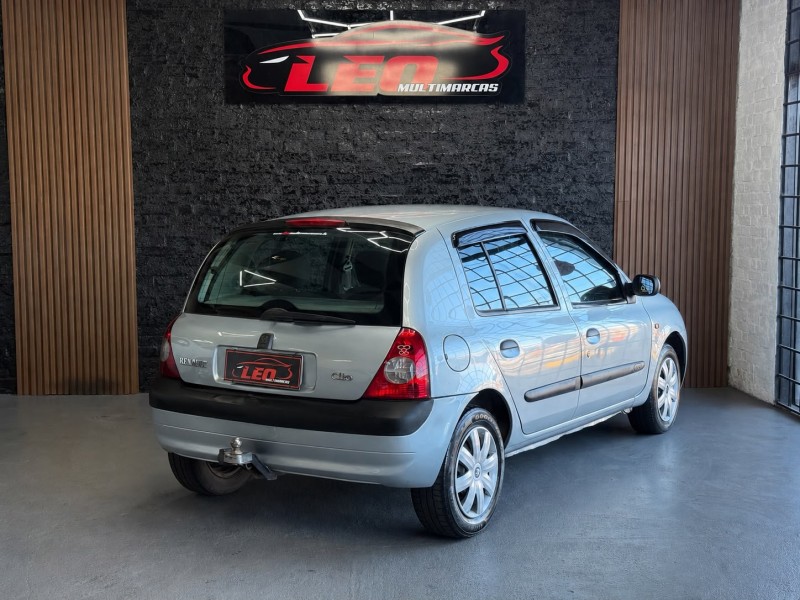 CLIO 1.6 EXPRESSION 16V FLEX 4P MANUAL - 2005 - CAXIAS DO SUL