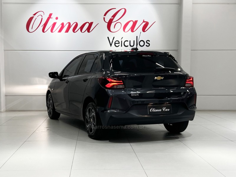 ONIX 1.0 LT 12V FLEX 4P MANUAL - 2025 - FLORES DA CUNHA