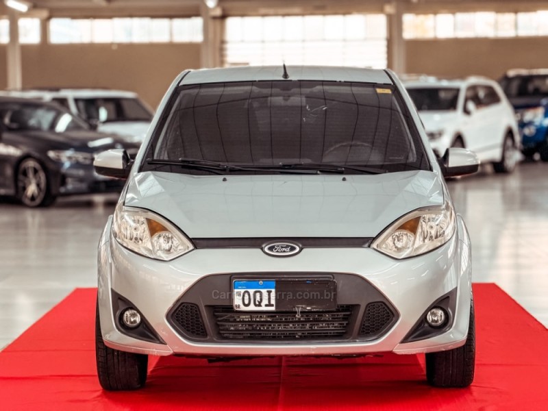 FIESTA 1.6 ROCAM SE 8V FLEX 4P MANUAL - 2014 - NOVA PRATA