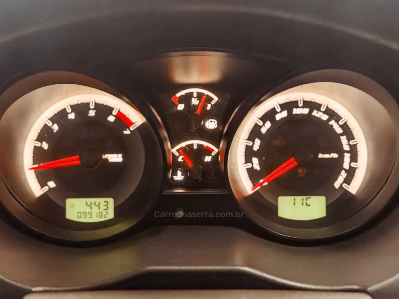 FIESTA 1.6 ROCAM SE 8V FLEX 4P MANUAL - 2014 - NOVA PRATA