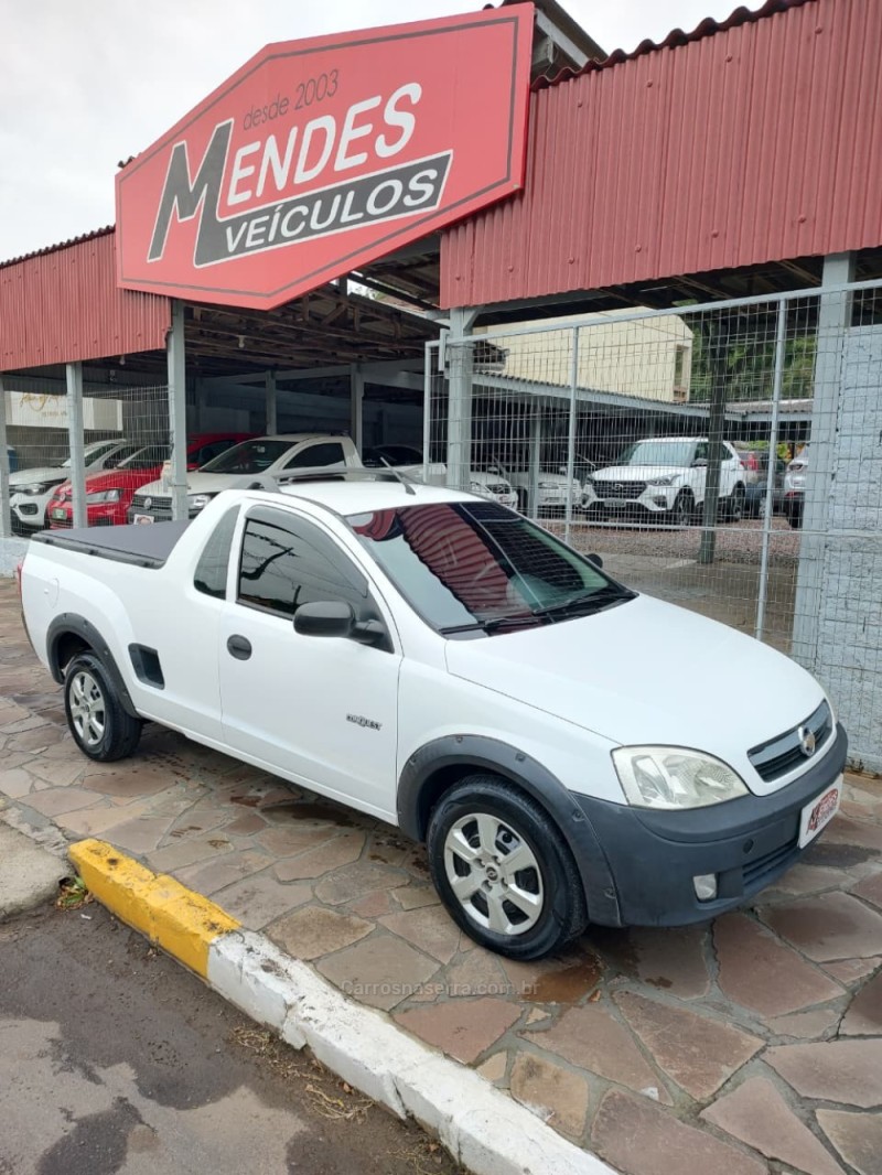 MONTANA 1.4 MPFI CONQUEST CS 8V FLEX 2P MANUAL - 2010 - TRêS COROAS