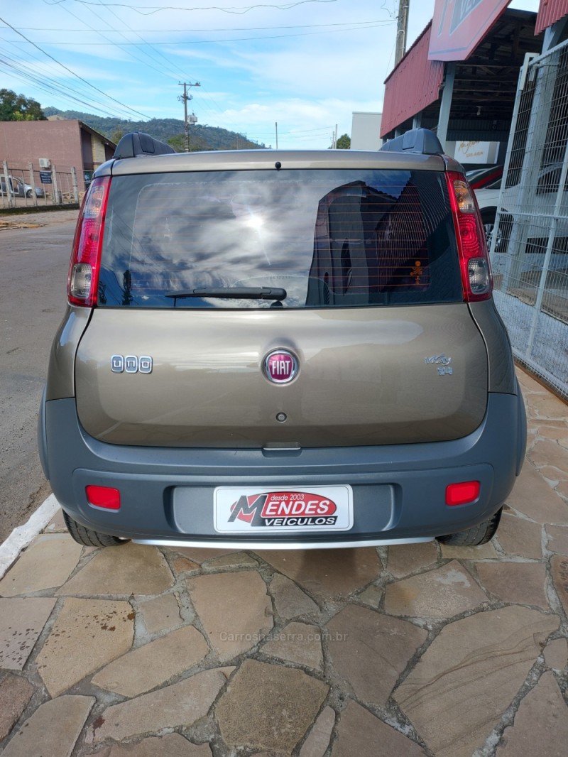 UNO 1.4 WAY 8V FLEX 4P MANUAL - 2014 - TRêS COROAS
