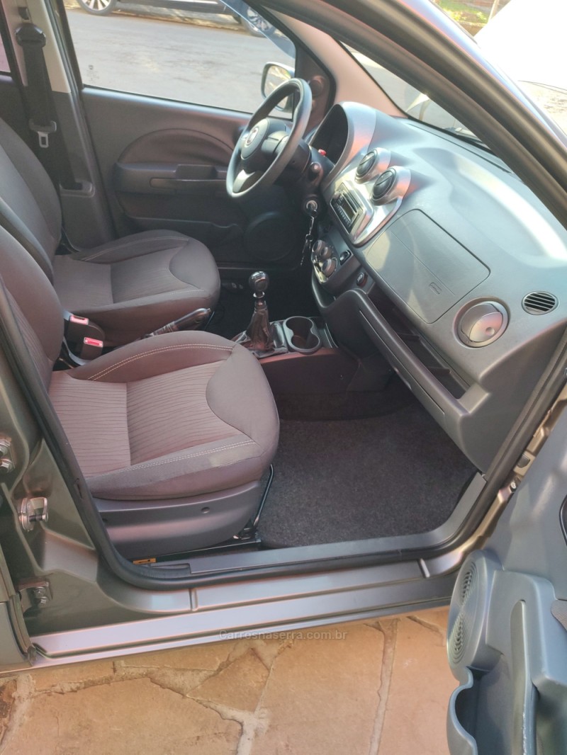 UNO 1.4 WAY 8V FLEX 4P MANUAL - 2014 - TRêS COROAS
