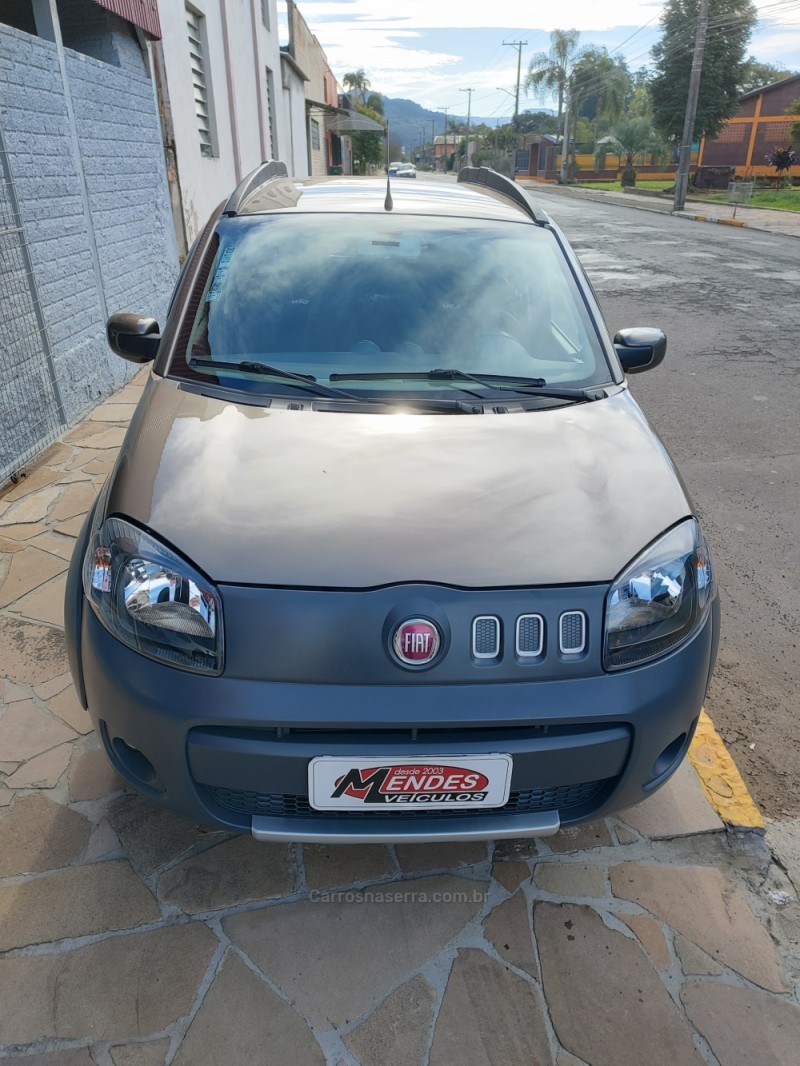 UNO 1.4 WAY 8V FLEX 4P MANUAL - 2014 - TRêS COROAS