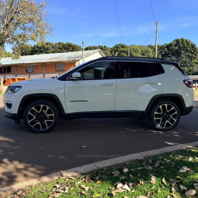 COMPASS 2.0 16V FLEX LIMITED AUTOMÁTICO - 2018 - VACARIA