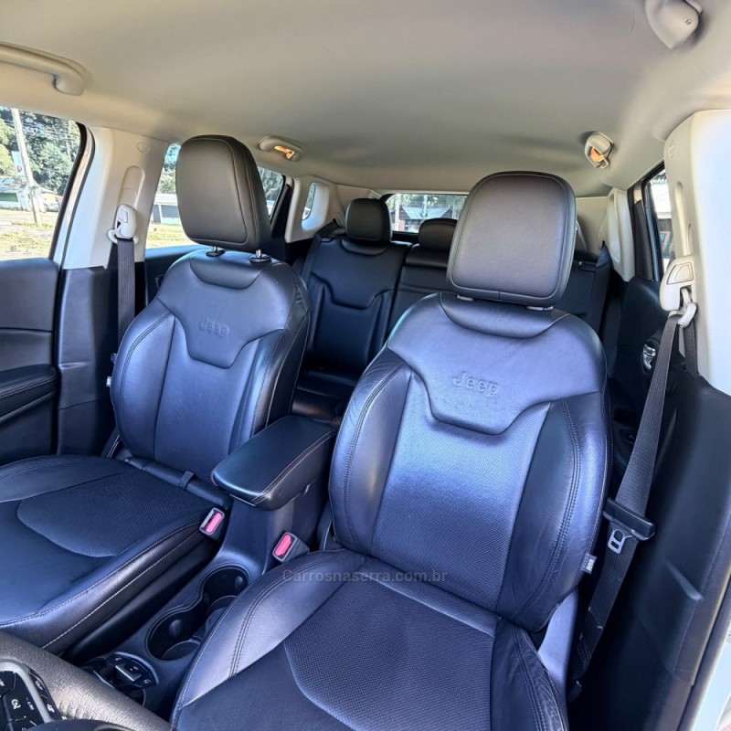 COMPASS 2.0 16V FLEX LIMITED AUTOMÁTICO - 2018 - VACARIA