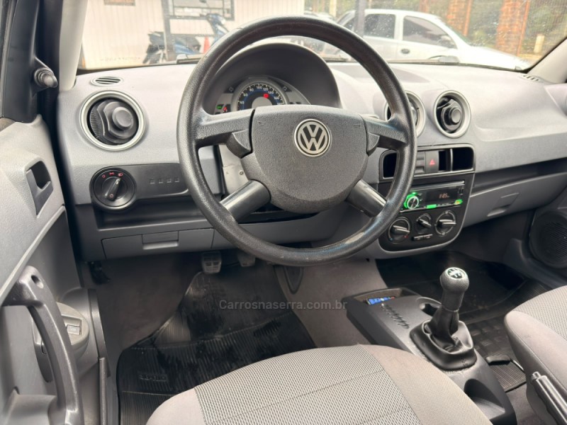 PARATI 1.6 MI 8V FLEX 4P MANUAL G.IV - 2011 - CANELA