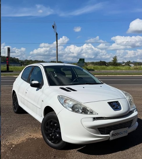 207 1.4 XR 8V FLEX 4P MANUAL - 2012 - PORTãO