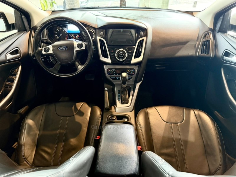 FOCUS 2.0 TITANIUM FASTBACK 16V FLEX 4P AUTOMÁTICO - 2015 - BENTO GONçALVES
