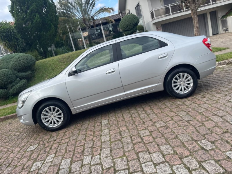 COBALT 1.4 MPFI LTZ 8V FLEX 4P MANUAL - 2015 - PORTO ALEGRE