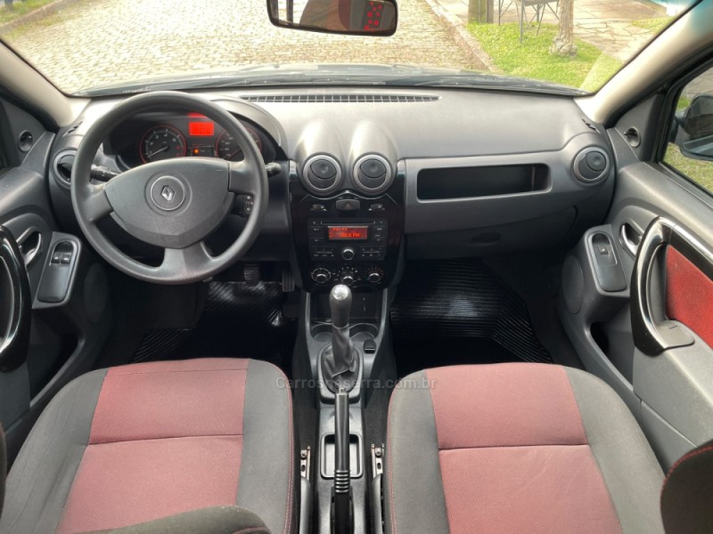 SANDERO 1.6 STEPWAY 8V FLEX 4P MANUAL - 2013 - PORTO ALEGRE