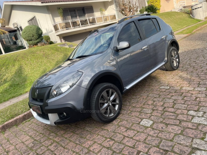 sandero 1.6 stepway 8v flex 4p manual 2013 porto alegre