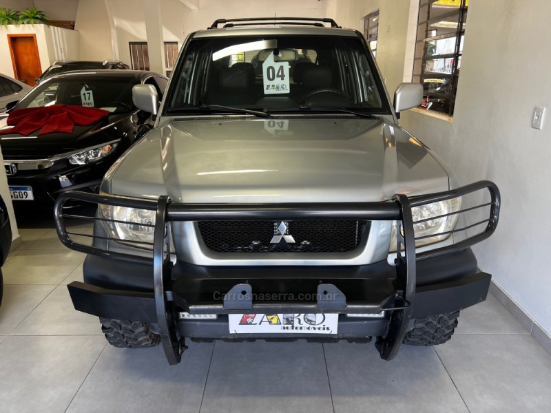 PAJERO TR4 2.0 4X4 16V 131CV GASOLINA 4P AUTOMÁTICO - 2004 - CARLOS BARBOSA