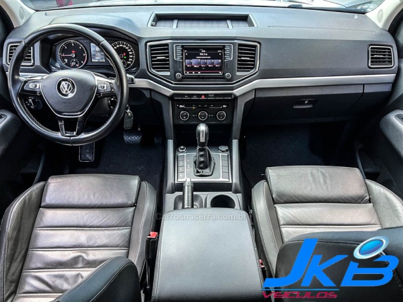 AMAROK 3.0 V6 TDI HIGHLINE CD DIESEL 4MOTION AUTOMÁTICO - 2020 - NOVO HAMBURGO