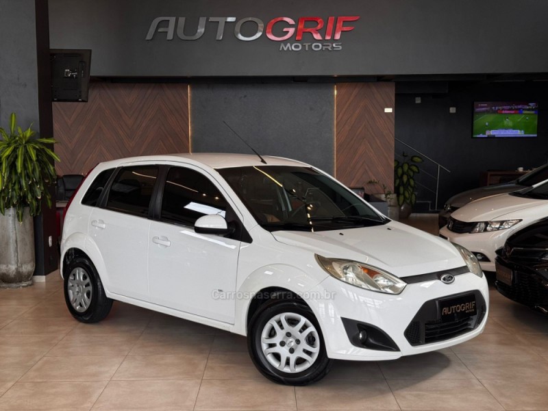 fiesta 1.6 se hatch 16v flex 4p manual 2014 campo bom