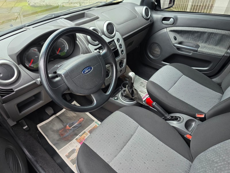 FIESTA 1.6 MPI CLASS SEDAN 8V FLEX 4P MANUAL - 2011 - FARROUPILHA