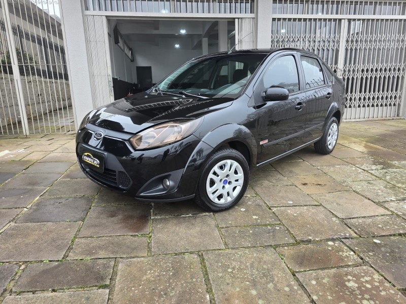 fiesta 1.6 mpi class sedan 8v flex 4p manual 2011 farroupilha