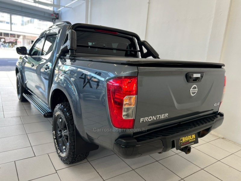 FRONTIER 2.3 ATTACK 4X4 CD BI-TURBO DIESEL 4P AUTOMÁTICO - 2020 - BENTO GONçALVES