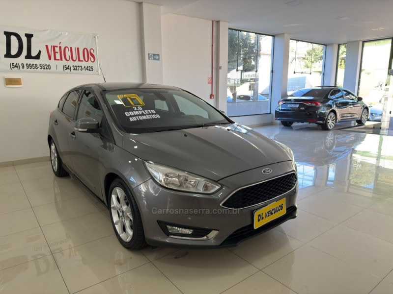 FOCUS 2.0 SE PLUS 16V FLEX 4P AUTOMÁTICO - 2017 - NOVA BASSANO