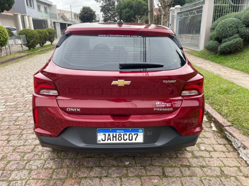 ONIX 1.0	PREMIER PLUS 12V TURBO FLEX 4P AUTOMÁTICO - 2021 - PORTO ALEGRE
