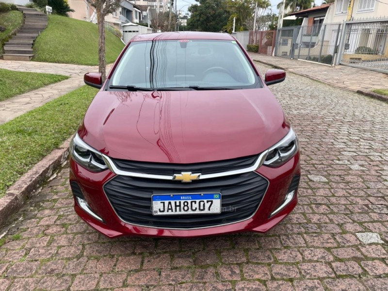 ONIX 1.0	PREMIER PLUS 12V TURBO FLEX 4P AUTOMÁTICO - 2021 - PORTO ALEGRE