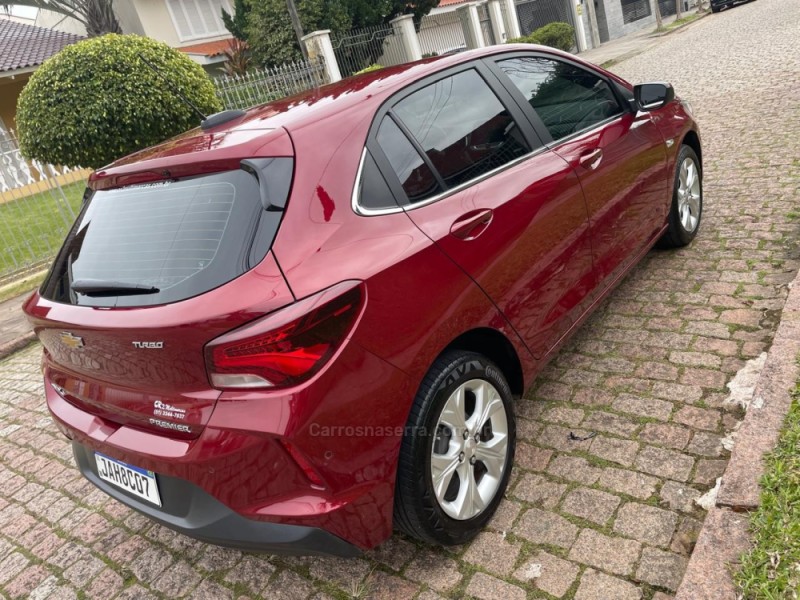 ONIX 1.0	PREMIER PLUS 12V TURBO FLEX 4P AUTOMÁTICO - 2021 - PORTO ALEGRE